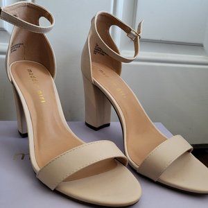 Open toe block heels